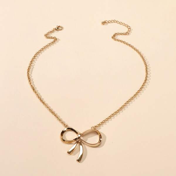 

Bow Pendant Necklace, Gold