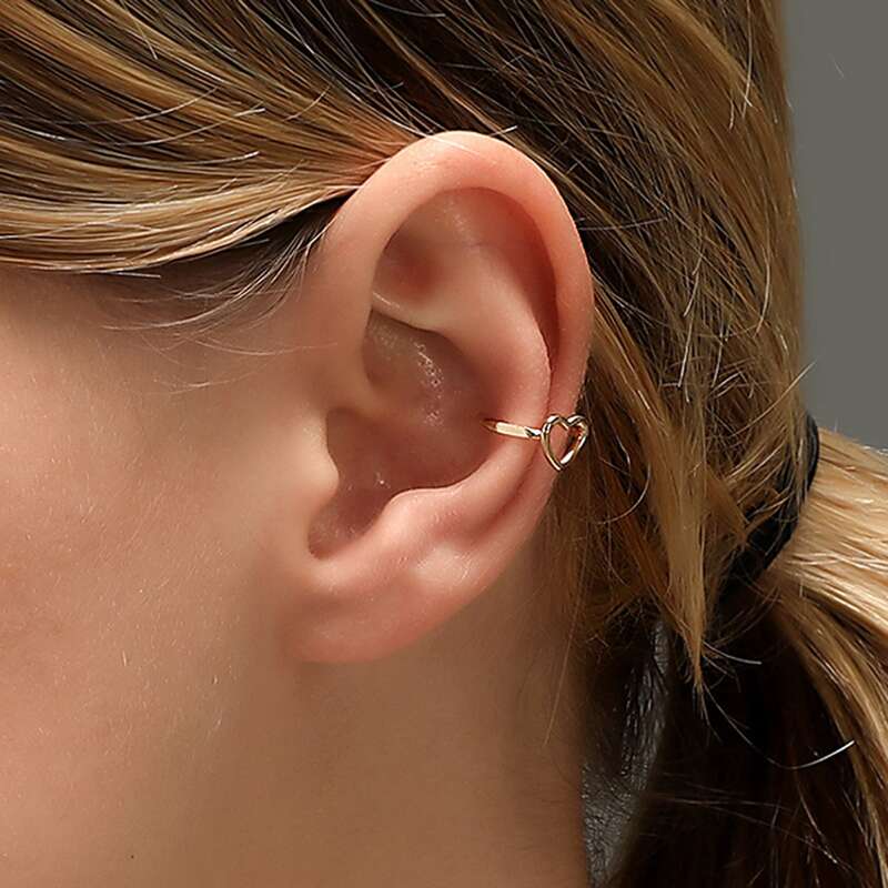 

1pc Heart Decor Ear Cuff, Gold