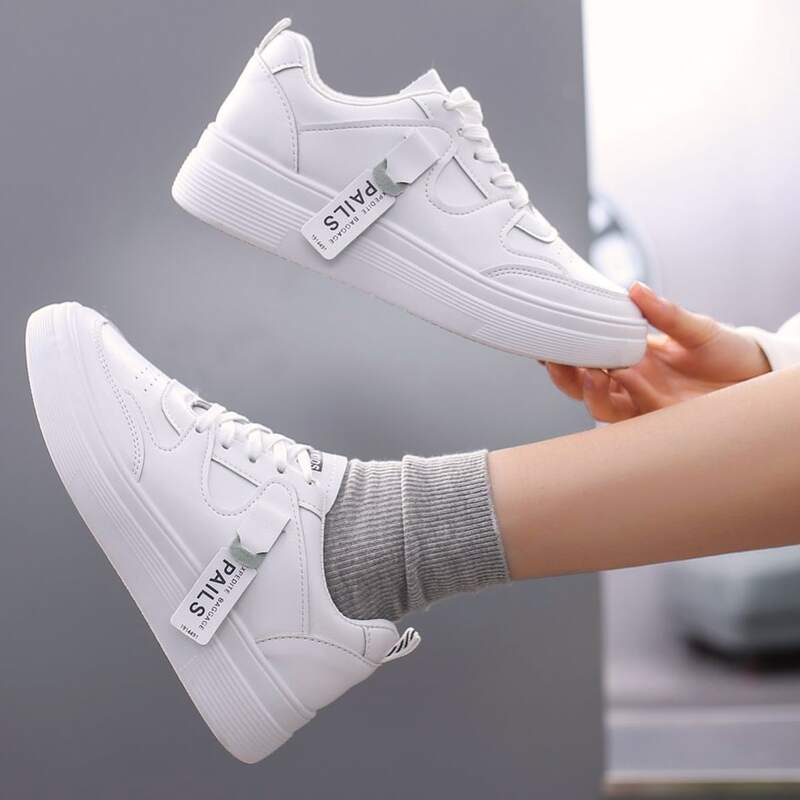 

Solid Lace-up Skate Shoes, White