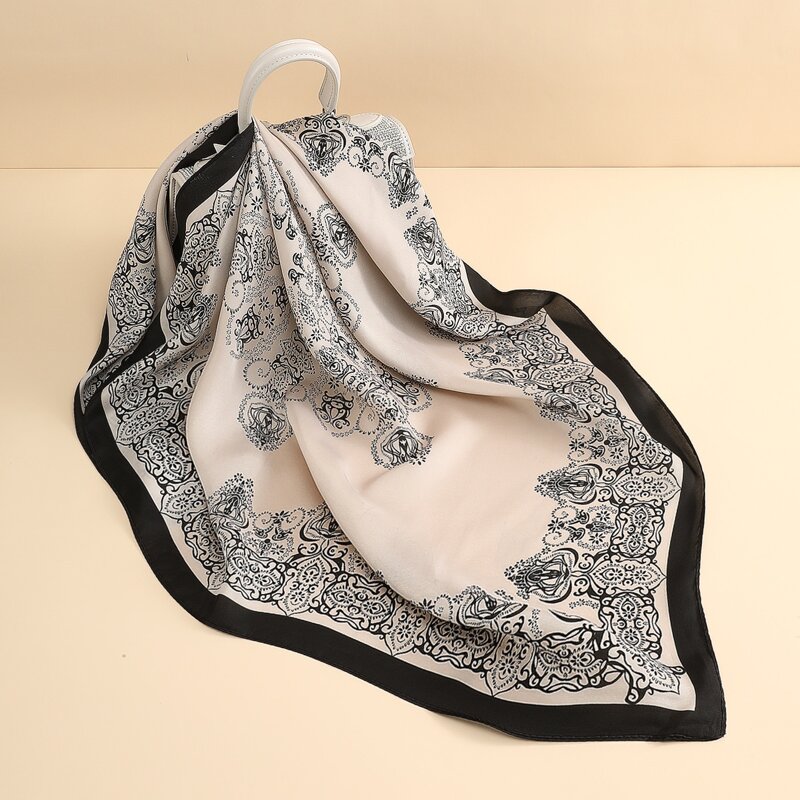 

Floral Print Bandana, Multicolor