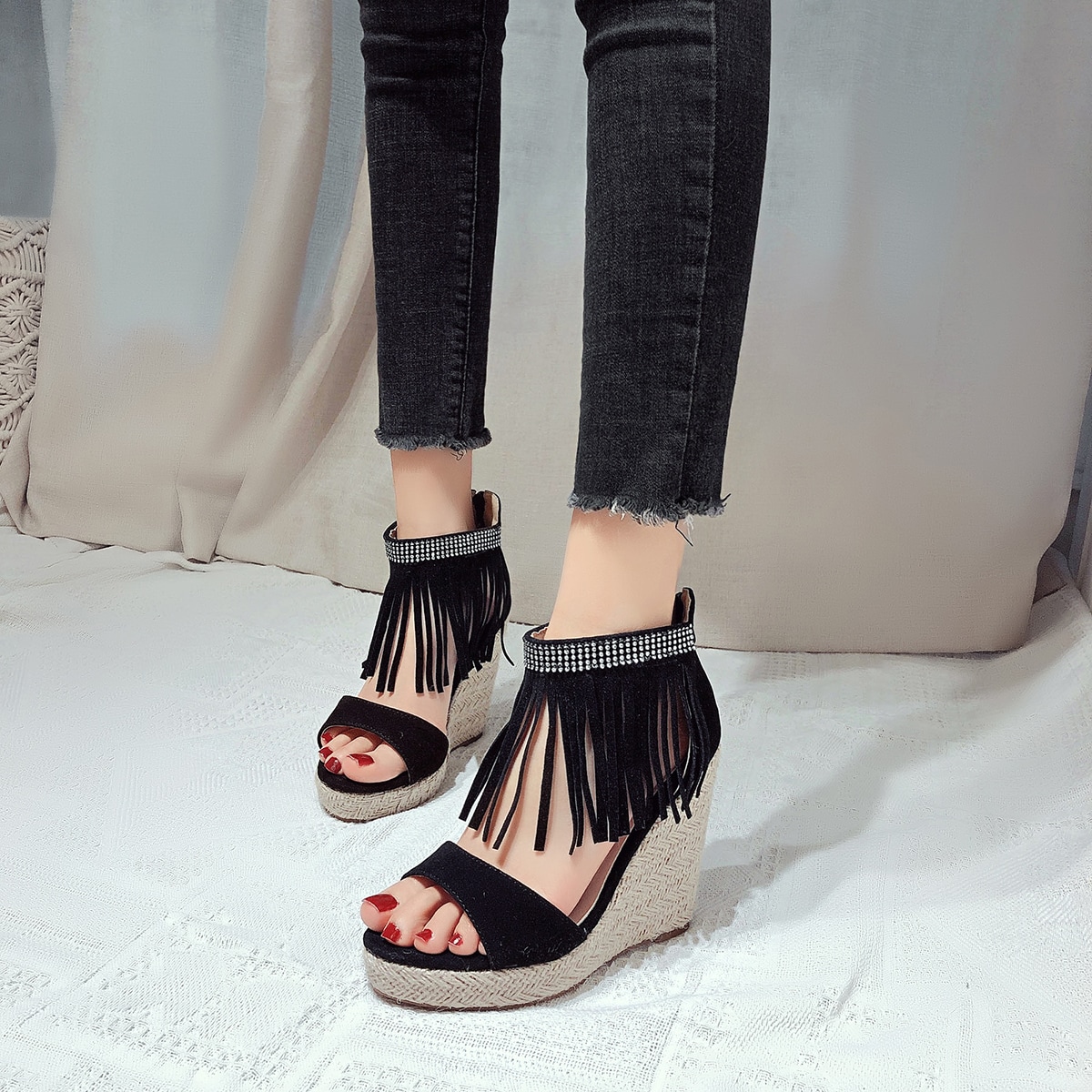SHEIN Sandalen met sleehak, franjes en strass steentjes - Schoenen.nl