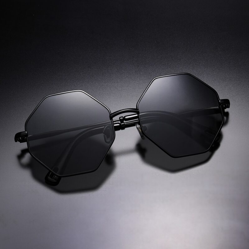 

Guys Geo Metal Frame Sunglasses, Grey