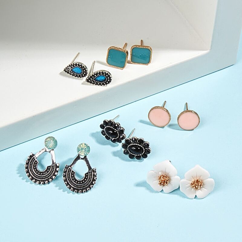 

6pairs Flower & Geometric Design Earrings, Multicolor