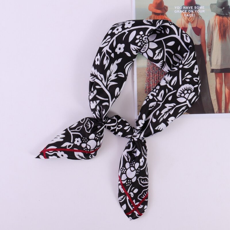 

Flower Print Bandana, Multicolor