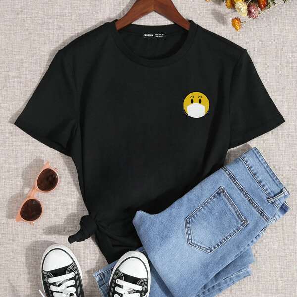 

Round Neck Cartoon Graphic Tee, Black