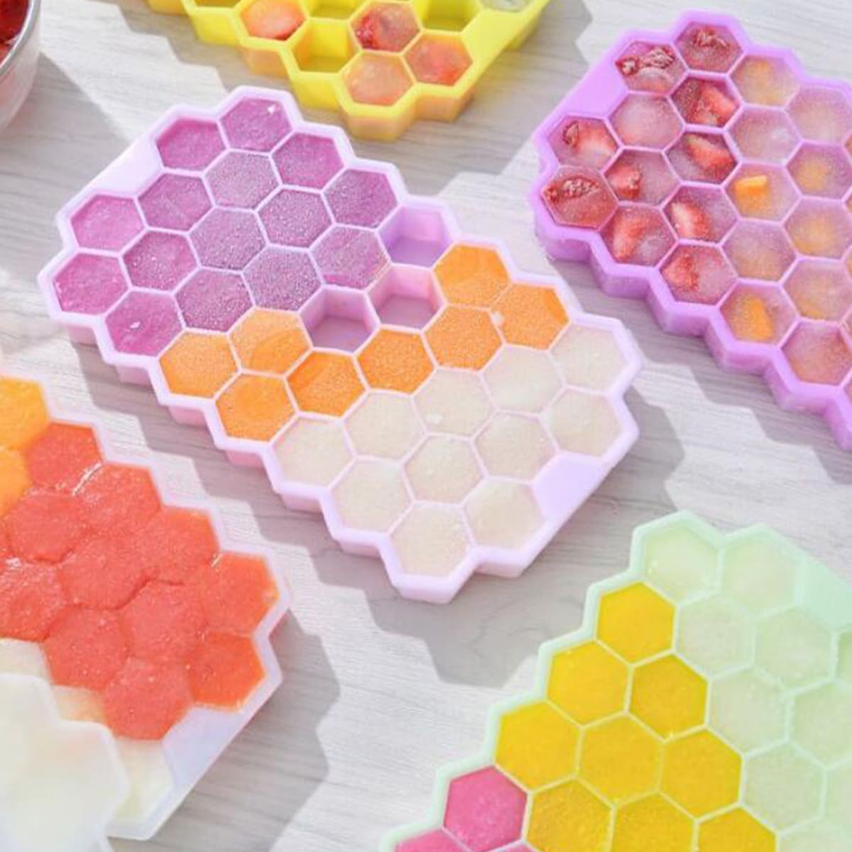 

1pc Random Ice Cube Mold, Multicolor