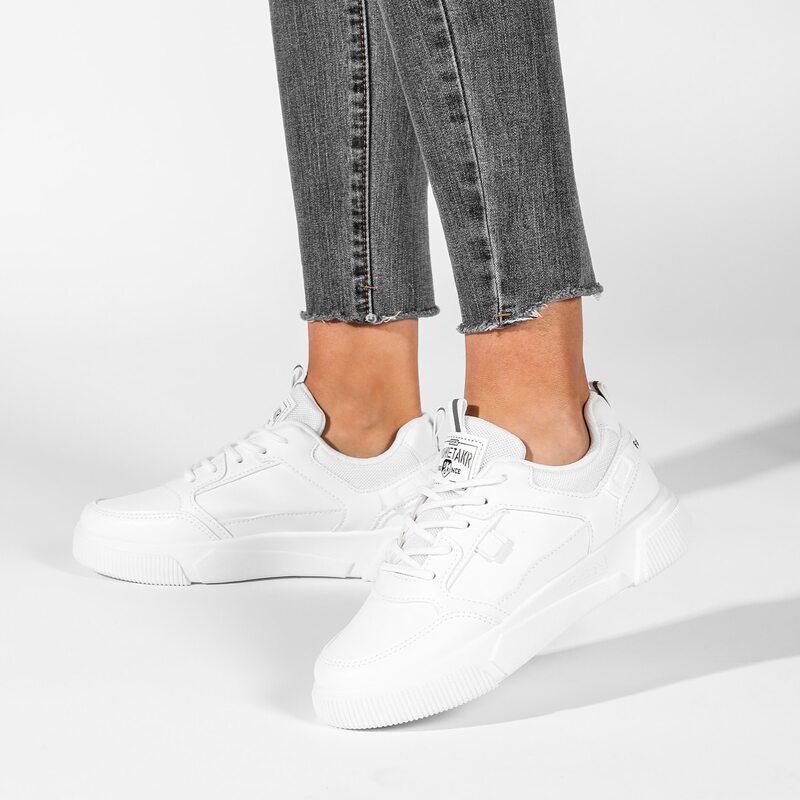 

Lace-up Front Low Top Skate Shoes, White