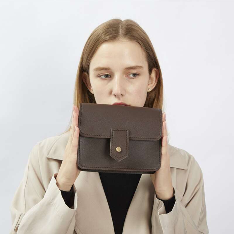 

Solid Flap Crossbody Bag, Coffee brown
