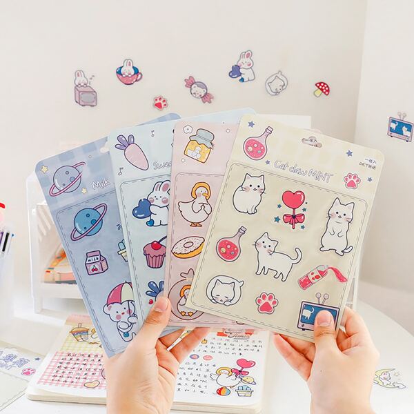 

2pcs Cartoon Graphic Random Sticker, Multicolor