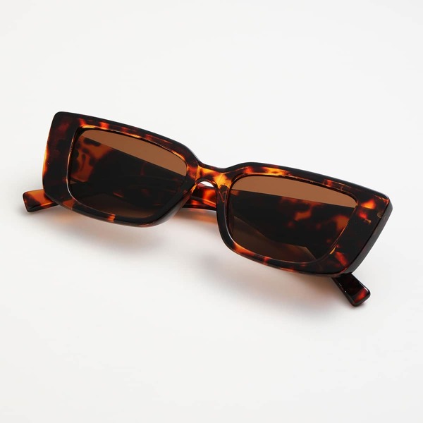

Tortoiseshell Frame Sunglasses