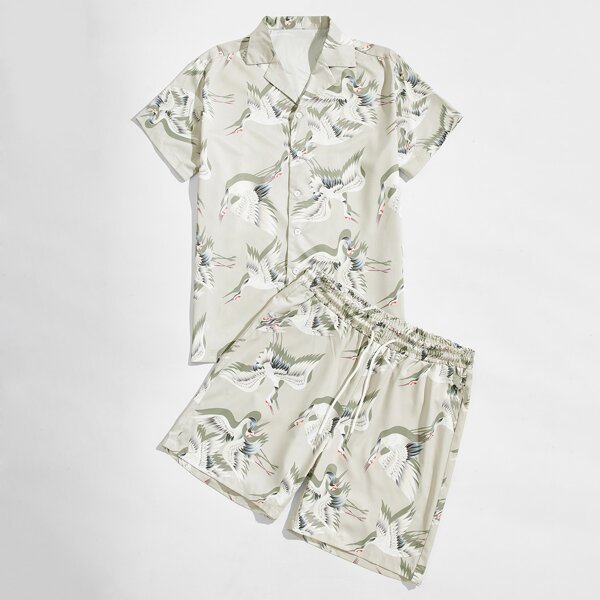 

Men Crane Print Button Front Shirt With Drawstring Waist Shorts, Beige