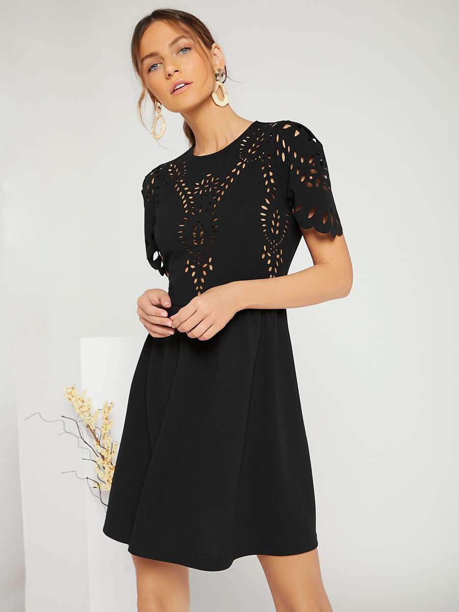 SHEIN Scallop Trim Laser Cut Front Dress - Black - View 1