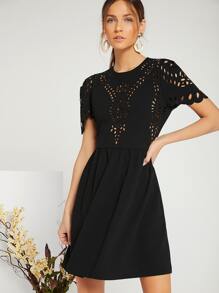 SHEIN Scallop Trim Laser Cut Front Dress - Black - View 3