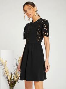 SHEIN Scallop Trim Laser Cut Front Dress - Black - View 4