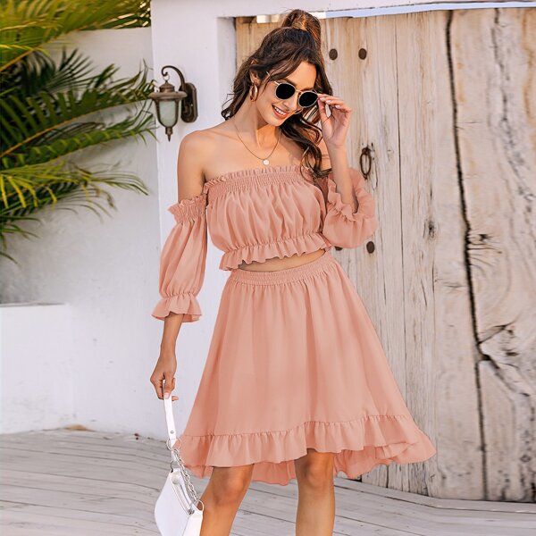

Off Shoulder Crop Top & Asymmetrical Hem Skirt Set, Coral pink
