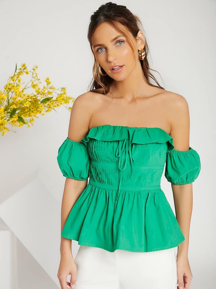Off Shoulder Ruffle Knotted Pleated Peplum Top