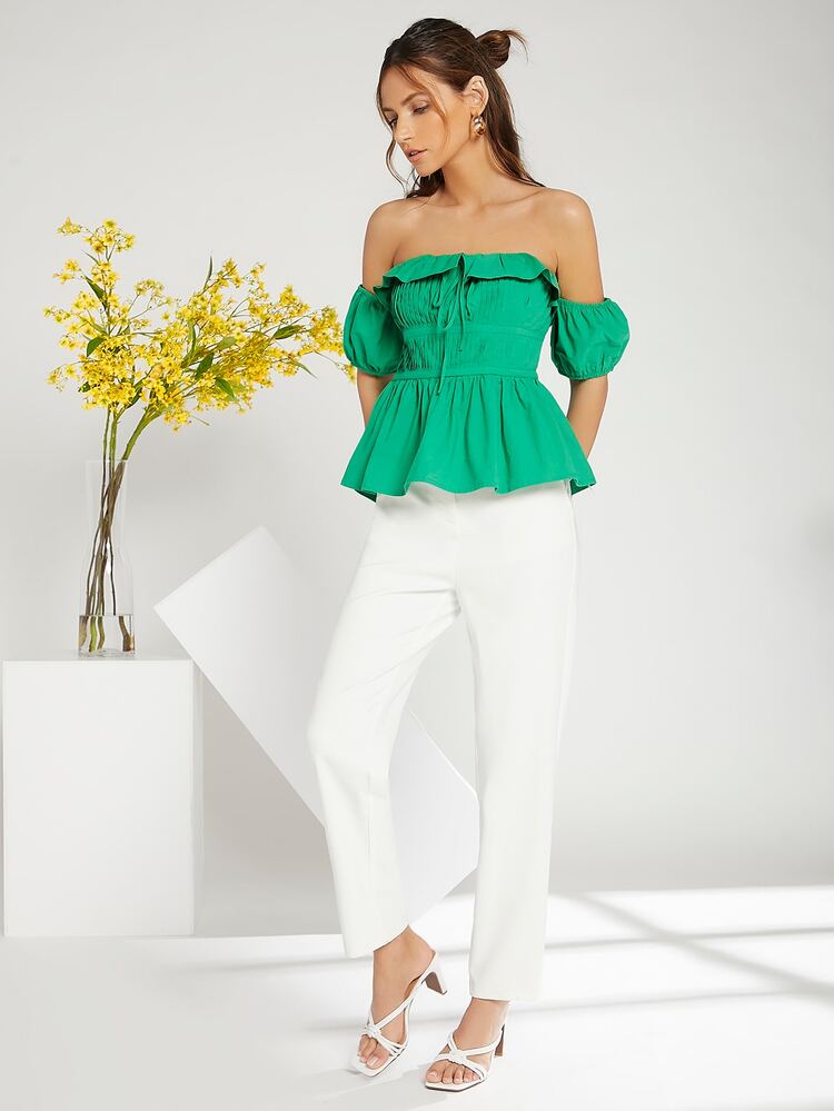 Off Shoulder Ruffle Knotted Pleated Peplum Top