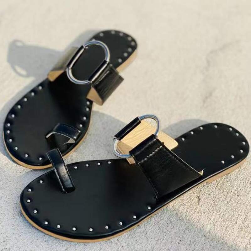 

Metal Decor Thong Sandals, Black