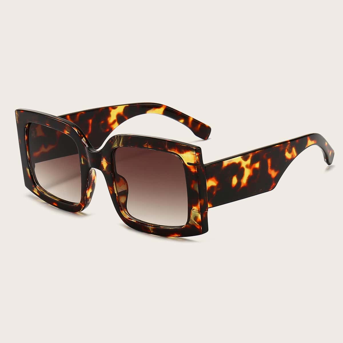 

Tortoiseshell Frame Tinted Lens Sunglasses