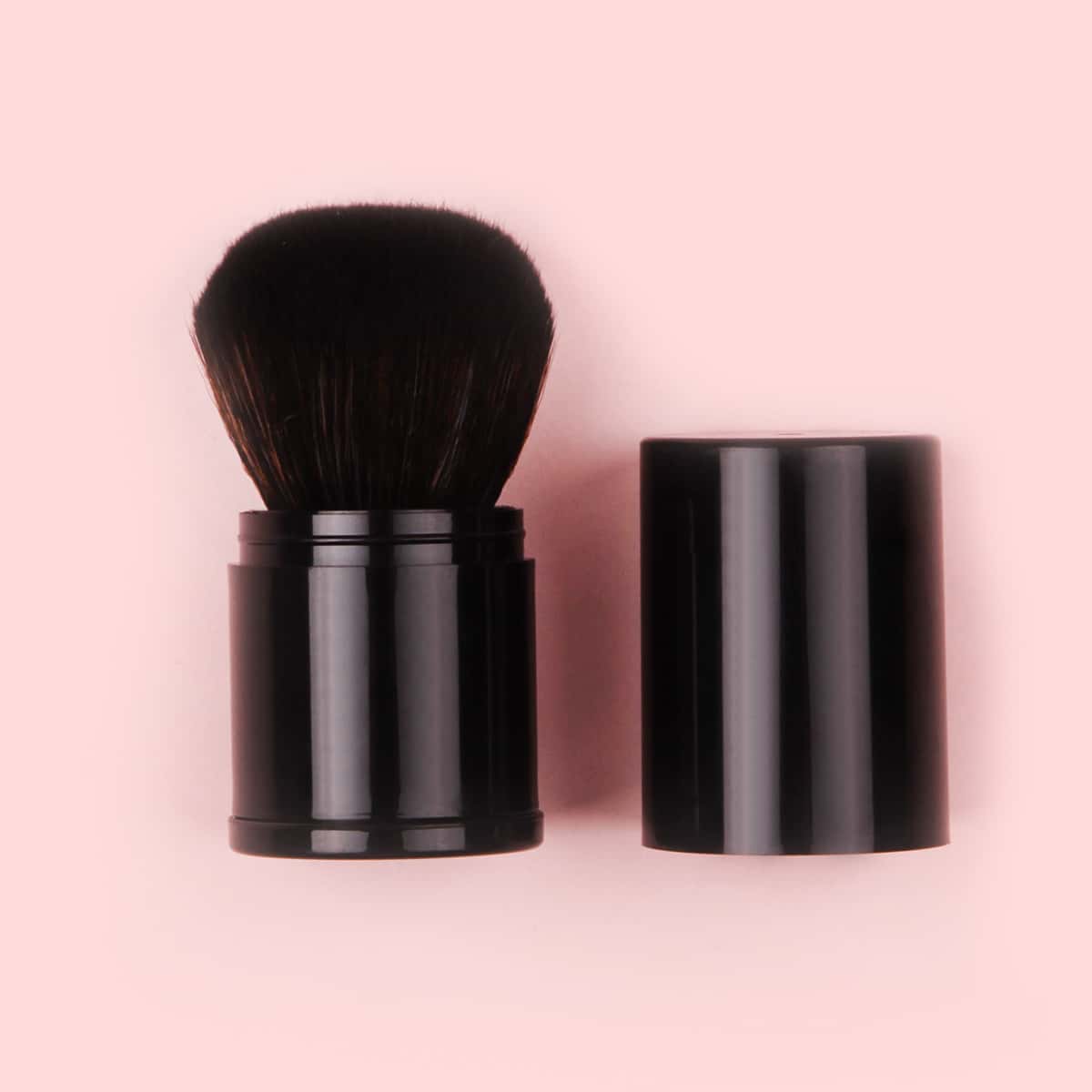 

Collapsible Powder Brush, Black