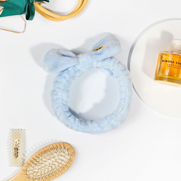 

Cartoon Embroidery Bath Headband, Blue