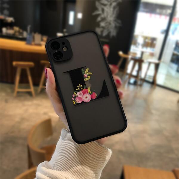 

Letter Graphic Contrast Frame Phone Case, Multicolor