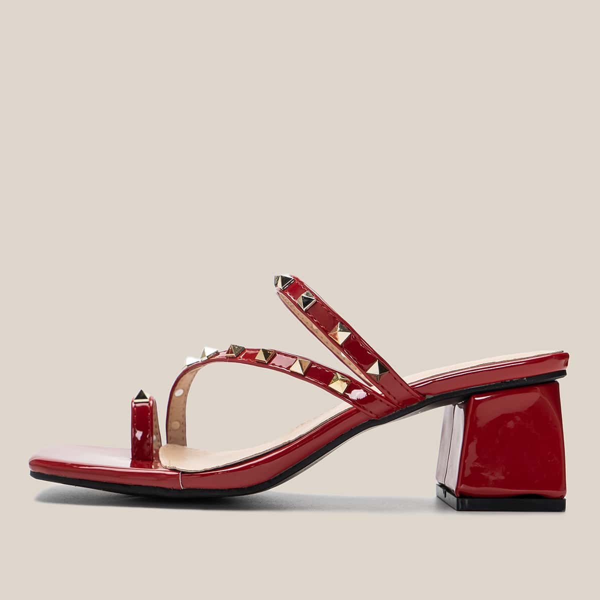 

Spiked Decor Chunky Heeled Thong Sandals, Red