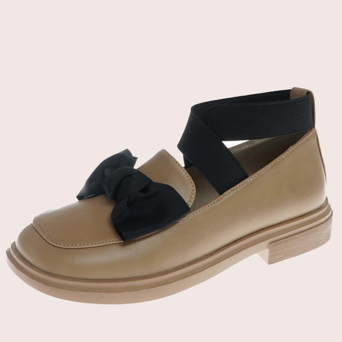 

Bow Criss Cross Strap Flats, Brown