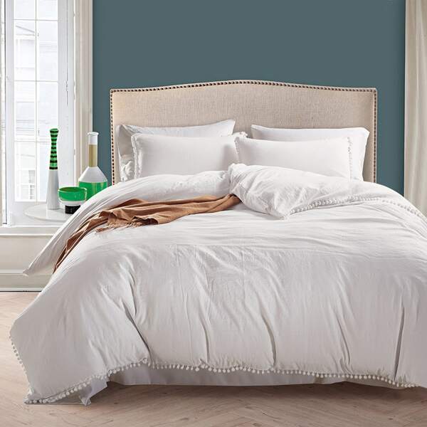 

Pom Pom Decor Plain Duvet Cover Set Without Filler, White