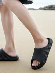 Men Minimalist Open Toe Slippers - Black - View 3