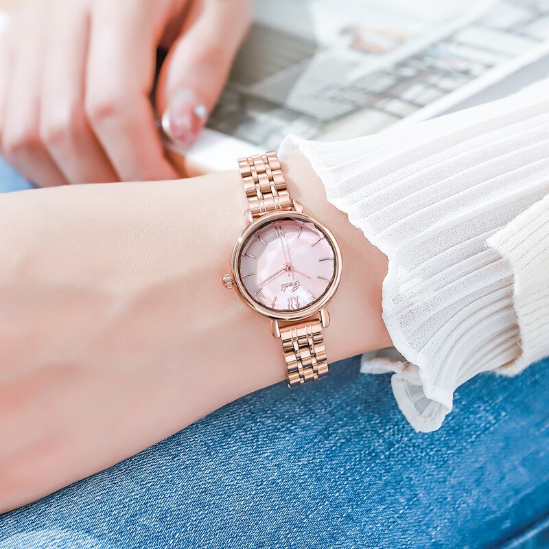 

Round Pointer Quartz Watch