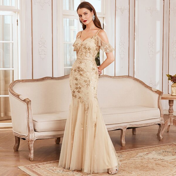 

Cold Shoulder Contrast Sequin Mesh Prom Dress, Apricot