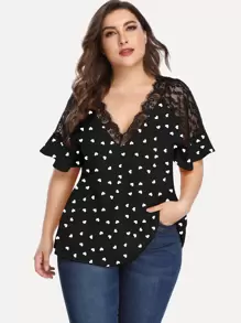 SHEIN LUNE Plus Heart Print Contrast Lace Flounce Sleeve Blouse - Black - View 1