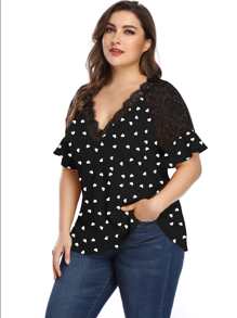 SHEIN LUNE Plus Heart Print Contrast Lace Flounce Sleeve Blouse - Black - View 7