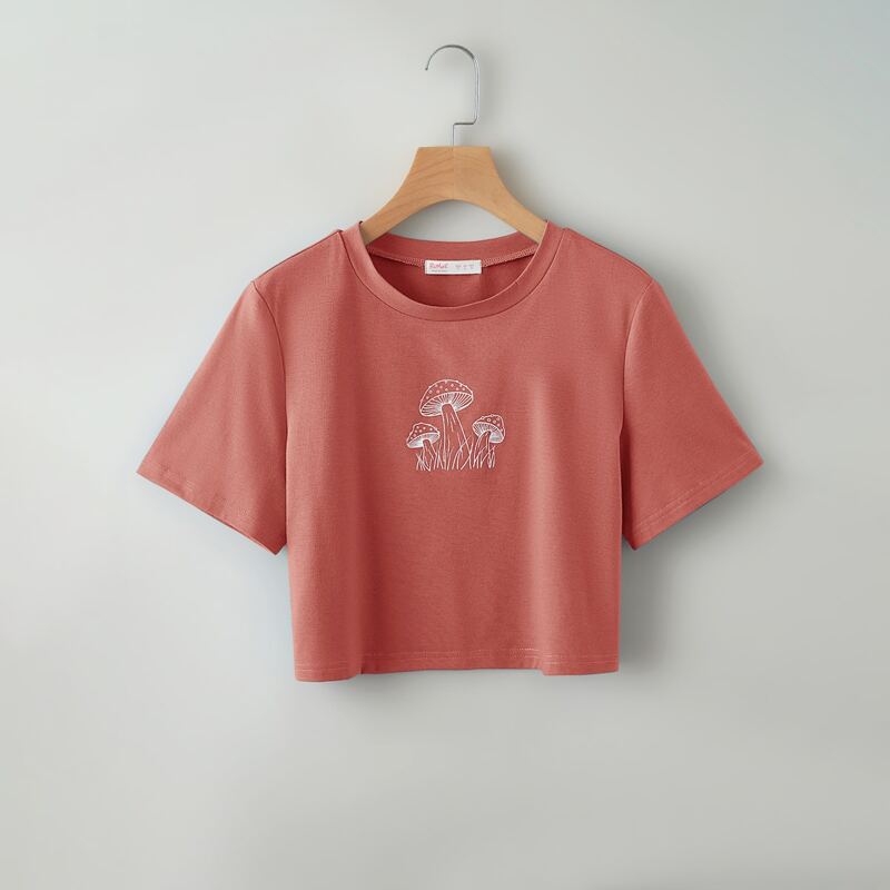 

Mushroom Graphic Crop Tee, Redwood