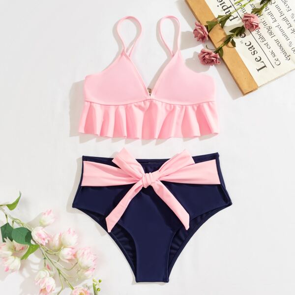 

Ruffle Hem Knot Front Bikini Swimsuit, Multicolor