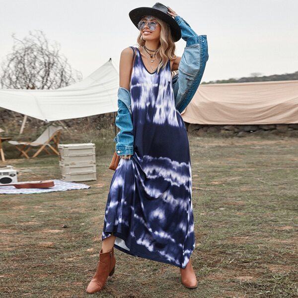 

Tie Dye V-Neck Tank Dress, Navy blue