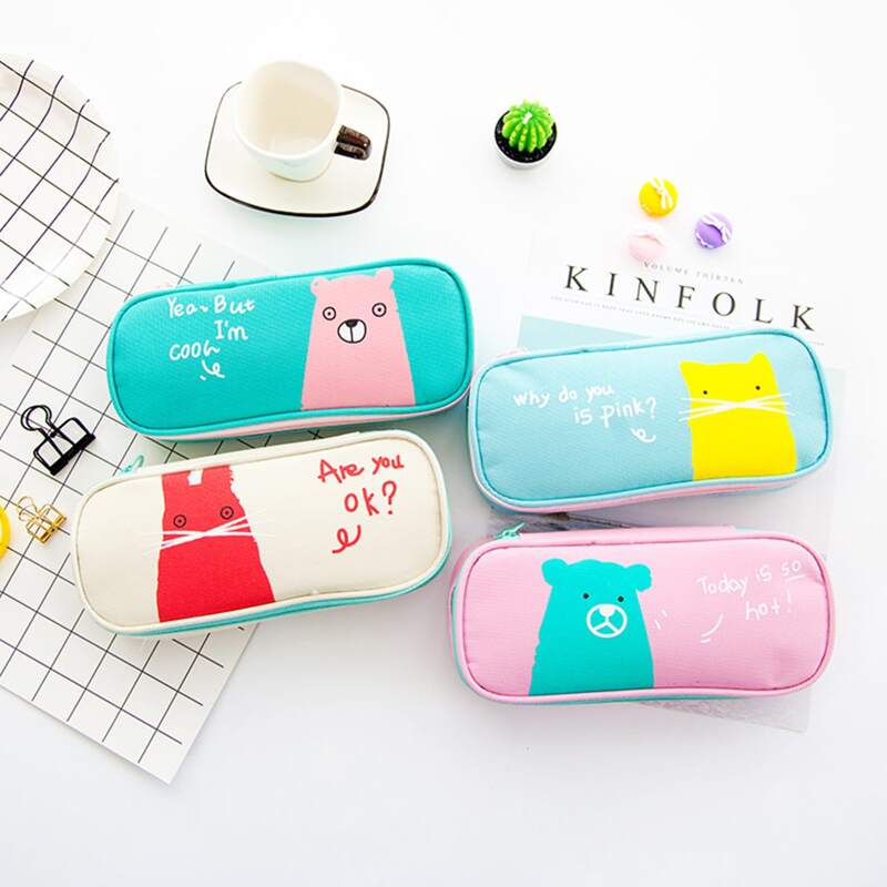 

1pc Cartoon Graphic Random Pencil Bag, Multicolor