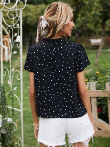 SHEIN Frenchy 紙屑狀心形缺口領襯衫 - 黑色 - 查看 2