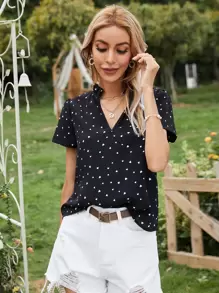 SHEIN Frenchy 紙屑狀心形缺口領襯衫 - 黑色 - 查看 3