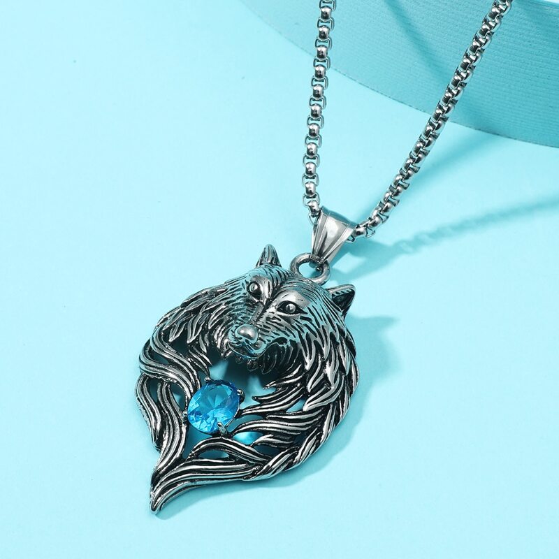 

Guys Animal Head Charm Necklace, Silver
