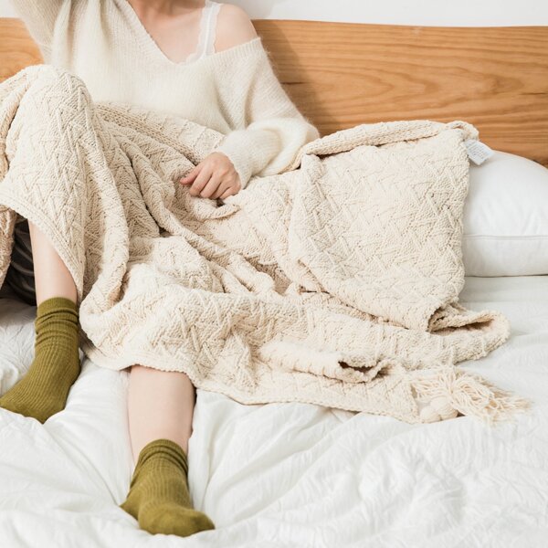 

1pc Solid Color Knitted Throw, Beige