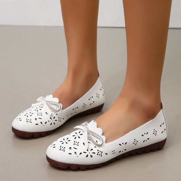 

Bow Decor Hollow Out Flats, White