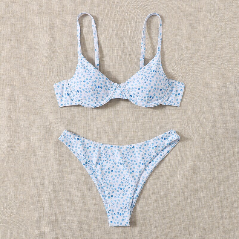 

Ditsy Floral Underwire Bikini Swimsuit, Blue and white