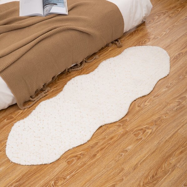 

Plain Wavy Edge Carpet, White