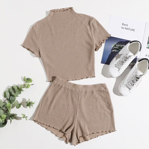 

Mock Neck Lettuce Trim Tee & Track Shorts Set, Khaki