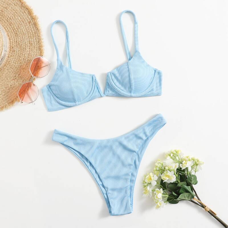 

Underwire V-wired Bikini Swimsuit, Baby blue