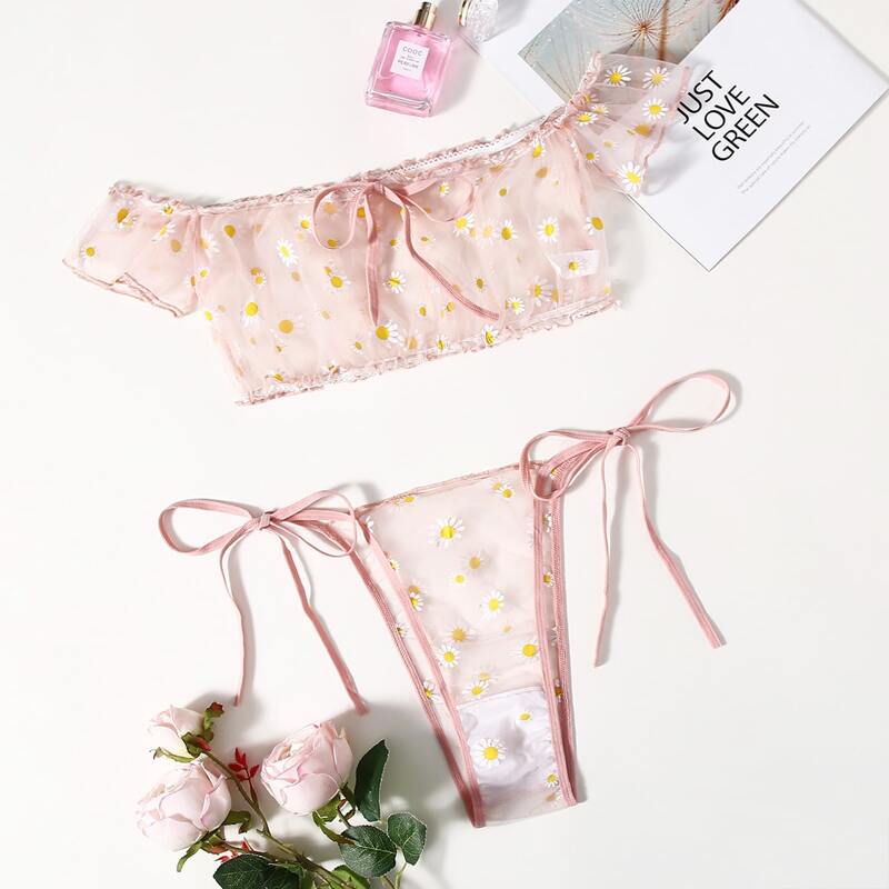 

Floral Pattern Sheer Mesh Lingerie Set, Baby pink