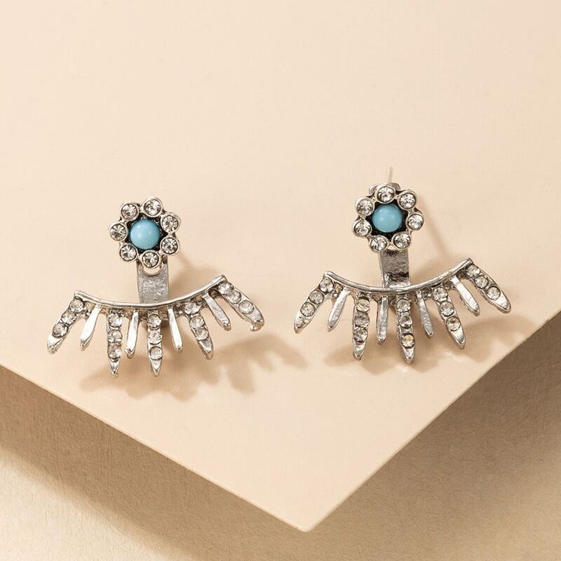 

1pair Rhinestone Stud Earrings, Silver