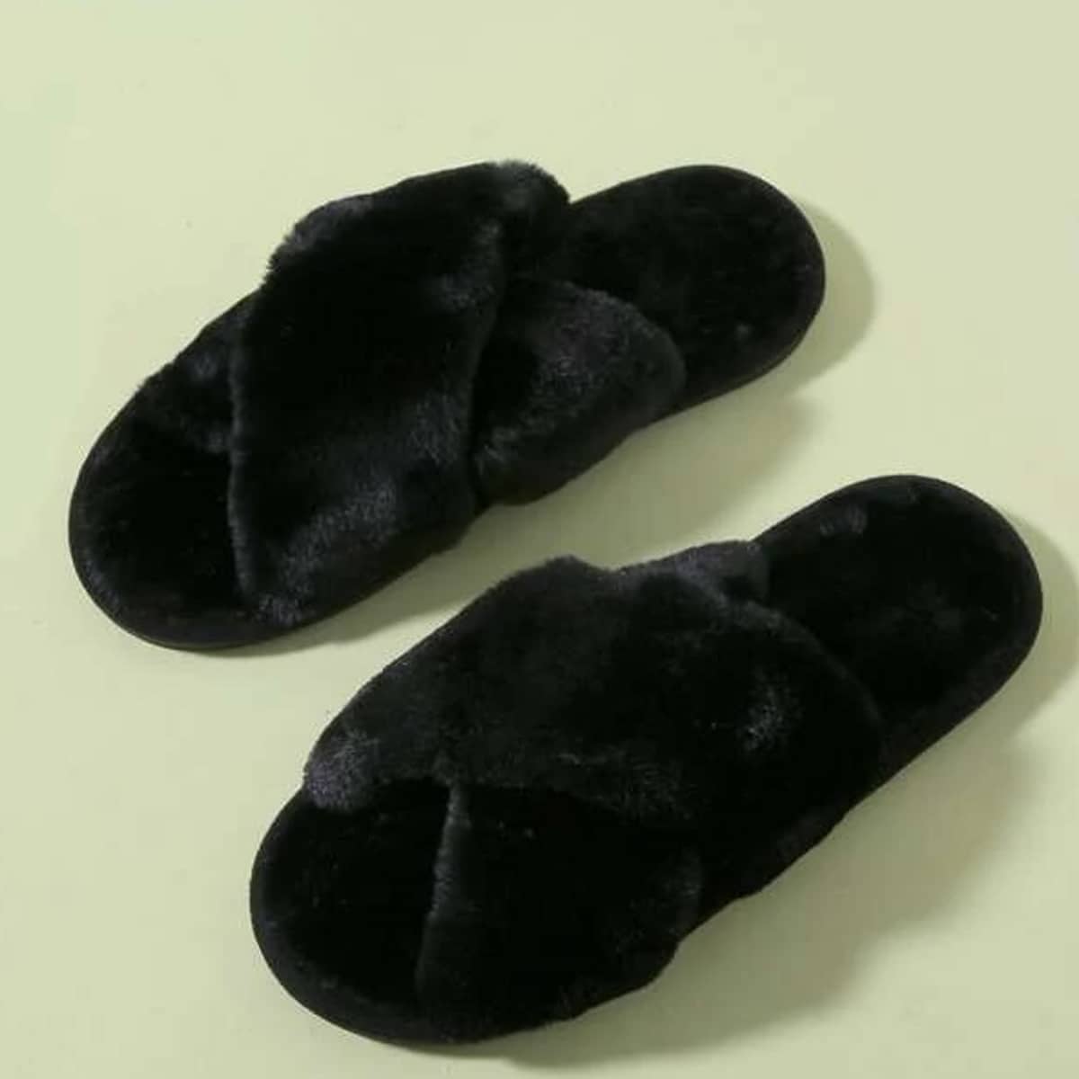 

Criss Cross Fluffy Slippers, Black